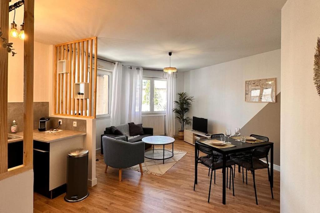 Villeurbanne • T2 Fraternite • Hostisy Extérieur photo
